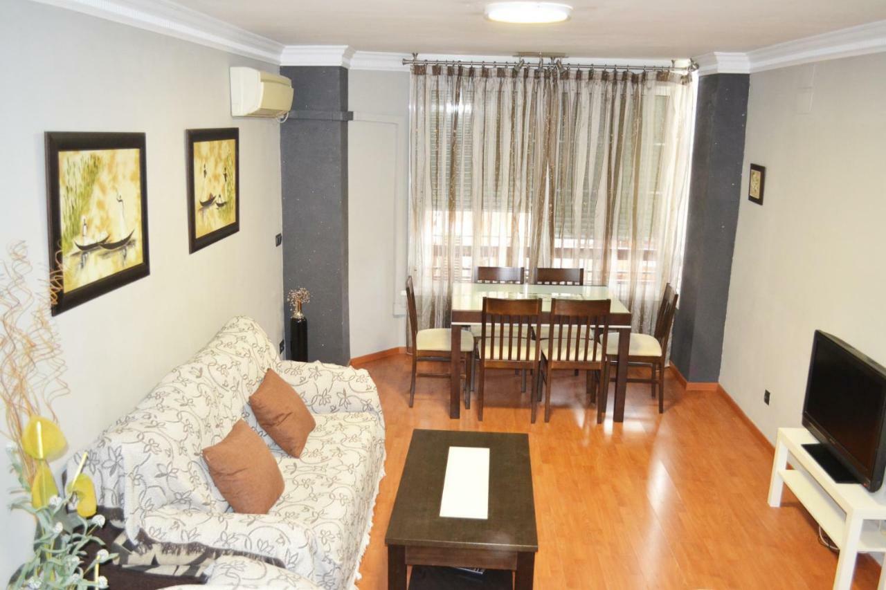 Apartamento Acogedor, Excelente Ubicacion, 10 Min Centro Leilighet Sevilla Eksteriør bilde